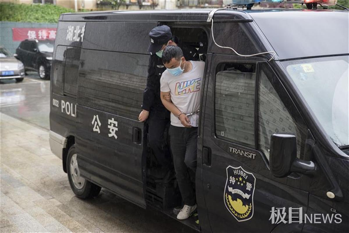 湖北帮信犯罪案件 _微信套现业务是违法的吗_