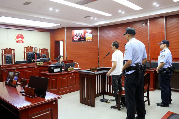 陈某与钟某某民间借贷纠纷：合伙投资款or借款成焦点？