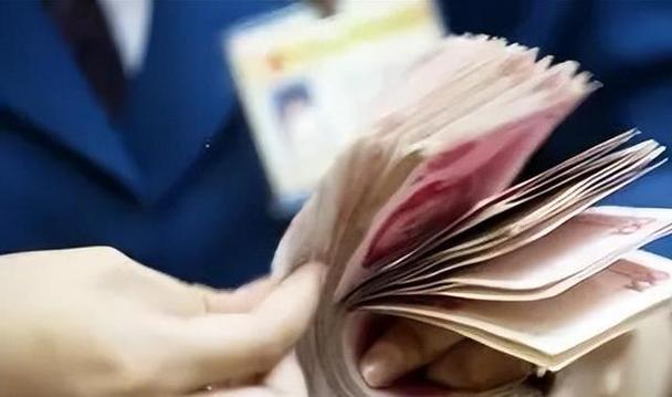 工行私人银行2025门槛_2025年国有大行私行客户增长数据_农行中行建行交行私行客户数量