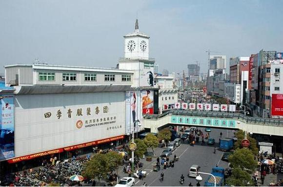 广州女装批发市场地点_全国女装批发市场_北京女人街服装交易市场介绍