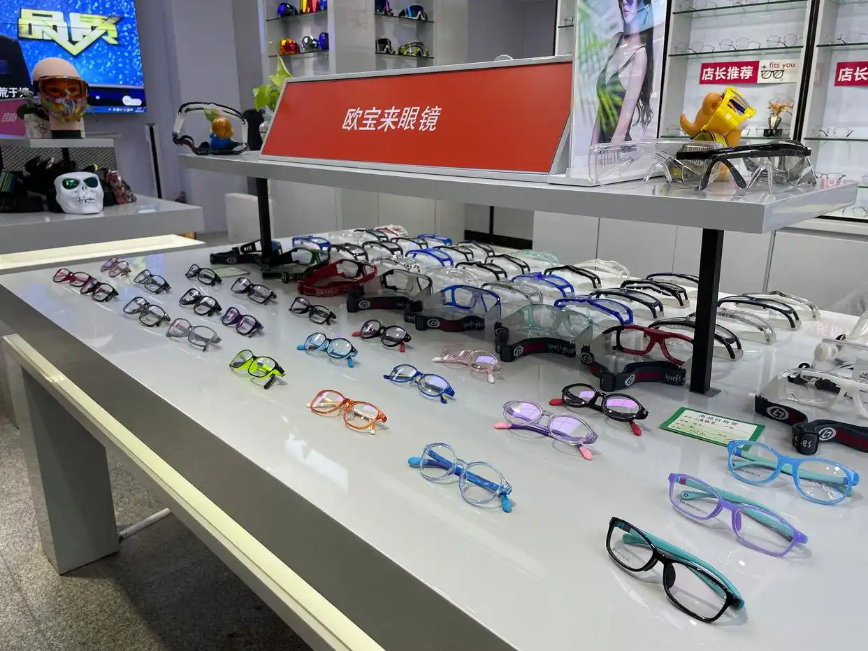 眼镜店盈利模式_眼镜店要来多久生意好_眼镜店成本分析