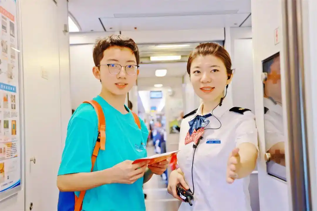 学生票优惠区间内的票能打折么_凭录取通知书买火车票攻略_收到大学录取通知书购票