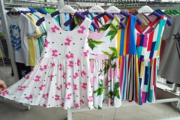 开家九元服装店要投资多少钱？