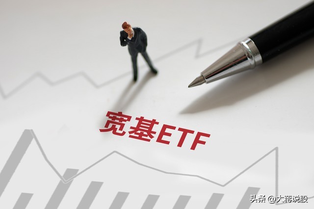 纳指ETF溢价风险投资指南_纳指ETF新手攻略 代码买入定投避坑_如何提前知道基金的